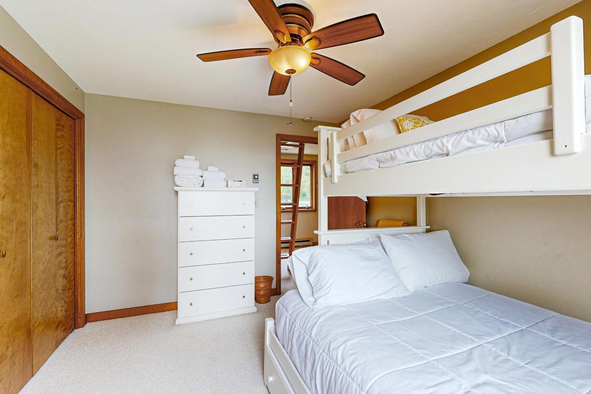 Samoset Condo On Lake Winnipesaukee Gilford Pokoj fotografie